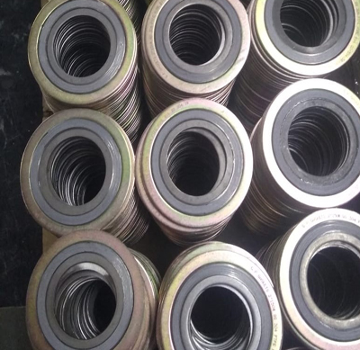 Spiral-Wound-Gasket-scroll9